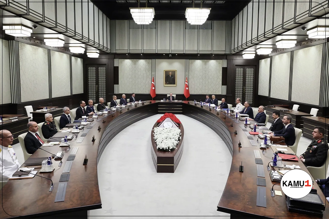 Cumhurbaşkanlığı Kabinesi Bugün Toplanacak.Cumhurbaşkanı Recep Tayyip Erdoğan'ın Başkanlığında Kabine Bugün Yoğun Gündemle Toplanacak.